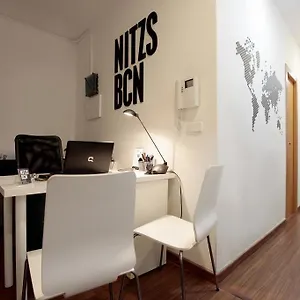 hostal-nitzs-bcn.topbarcelonahotels.com/
