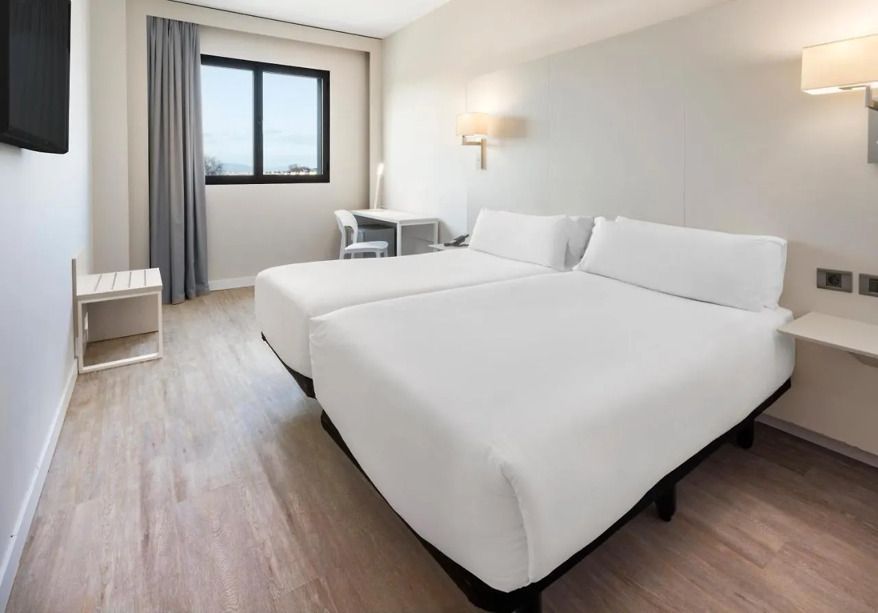 B&B Hotel Granada Estacion 4*,