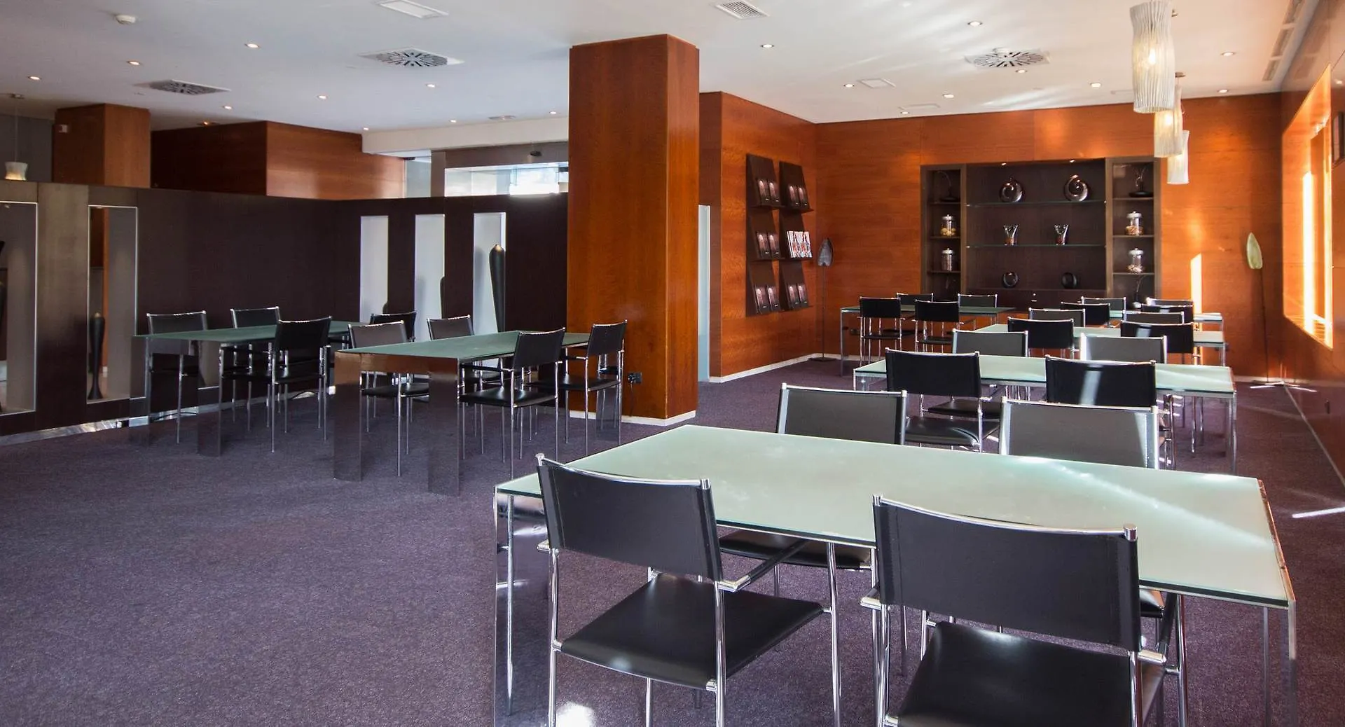 B&B Hotel Granada Estacion 4*,