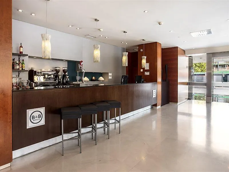 B&B Hotel Granada Estacion 4*,