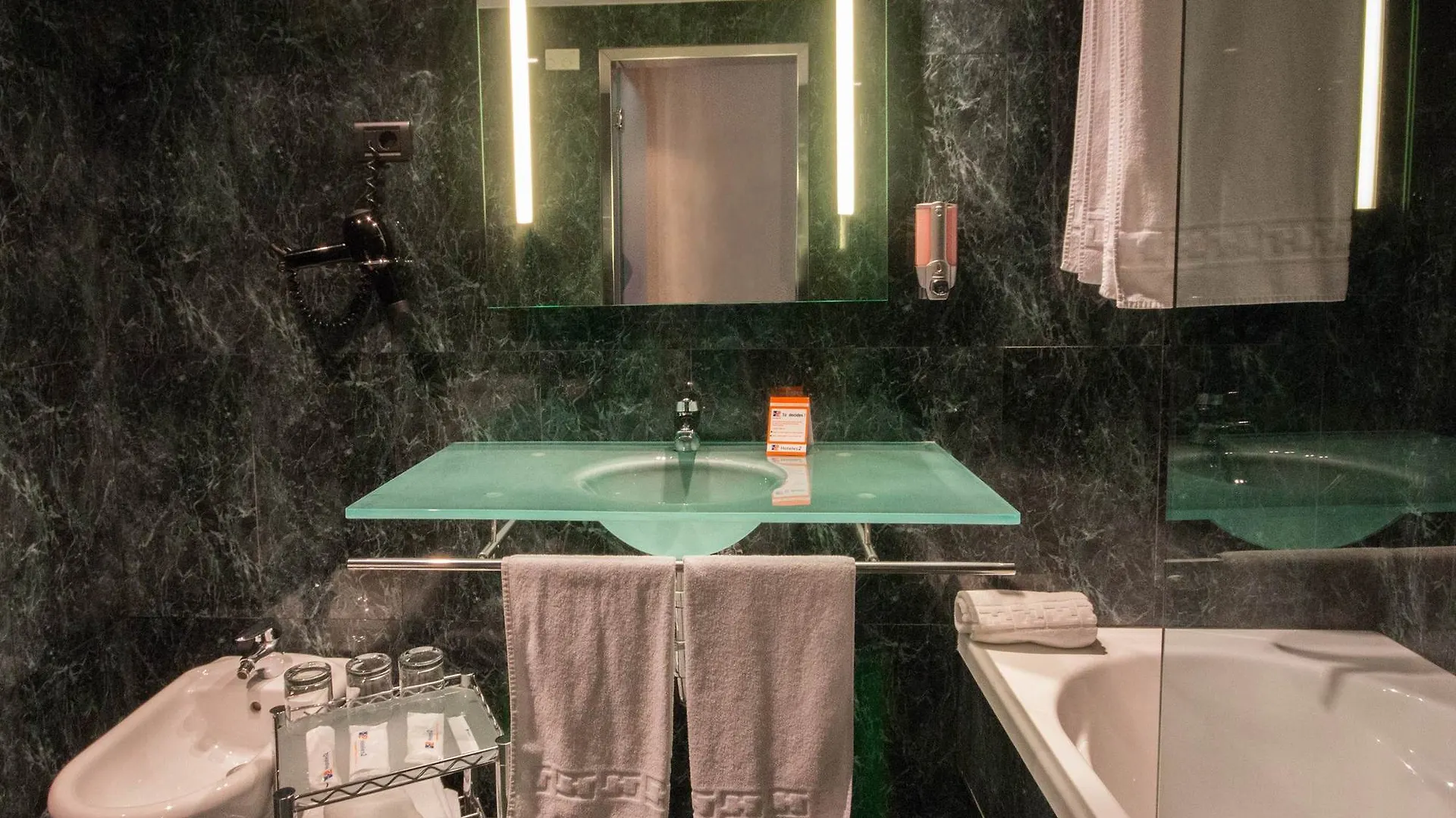 B&B Hotel Granada Estacion